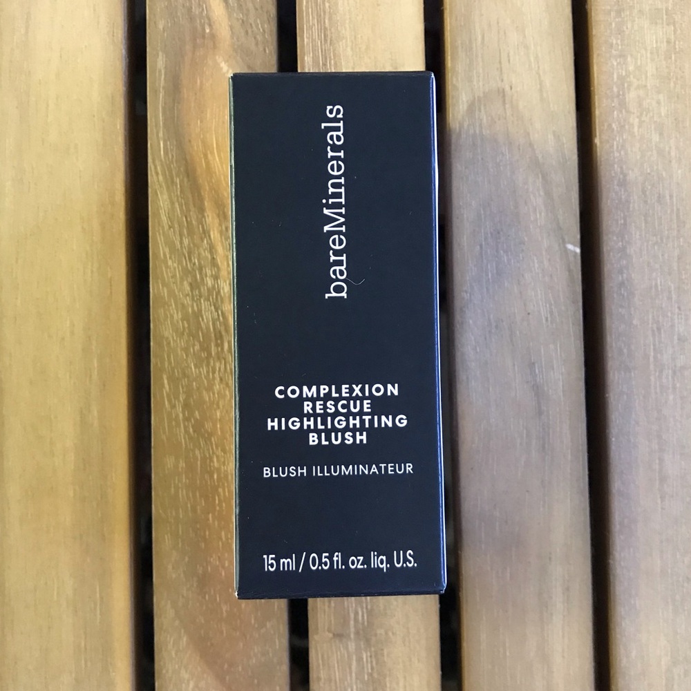 BareMinerals complexion rescue highlighting blush opal glow